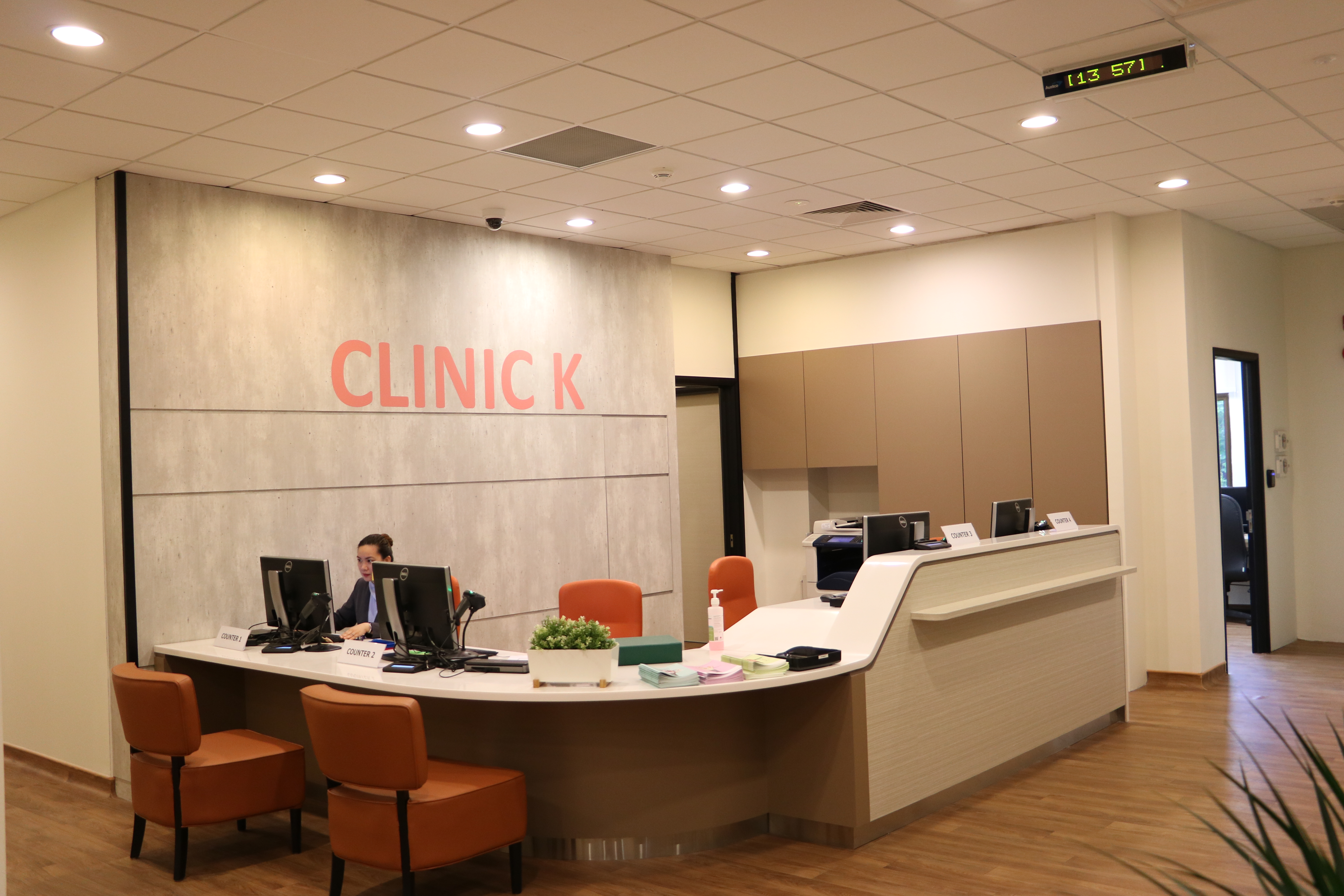 Clinic K - View from entrance