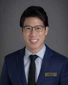 Photo of Dr Jonathan Tang Zhe Ying