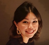 Photo of Dr Jennifer Hung